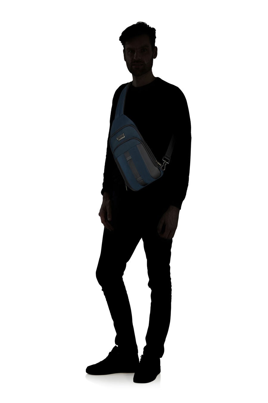 URBAN-EYE DLX SLING BAG MEDIUM