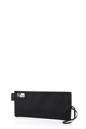 TRAVEL ESSENTIALS ADVANCED MASK POUCH