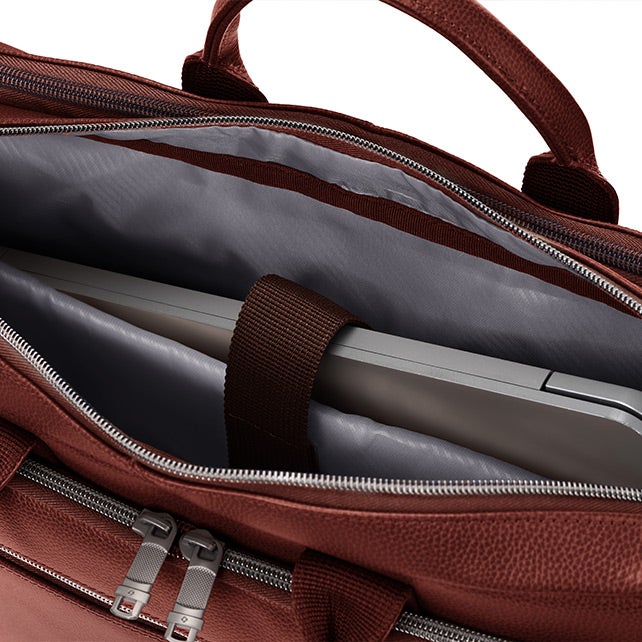 CLASSIC LEATHER 15.6'' LAPTOP TOPLOADER BRIEFCASE