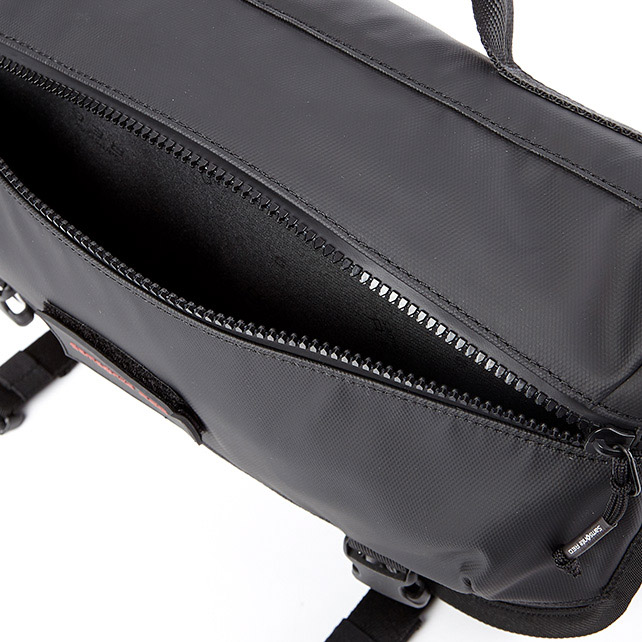 STOCKTON MESSENGER BAG