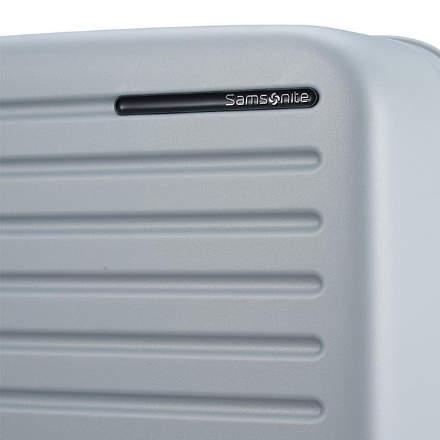 RESTACKD CARRY-ON 55CM EXPANDABLE